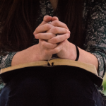 Obraza uczuć religijnych a prawo